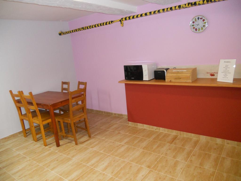 Old Town Hostel Gdansk Bagian luar foto